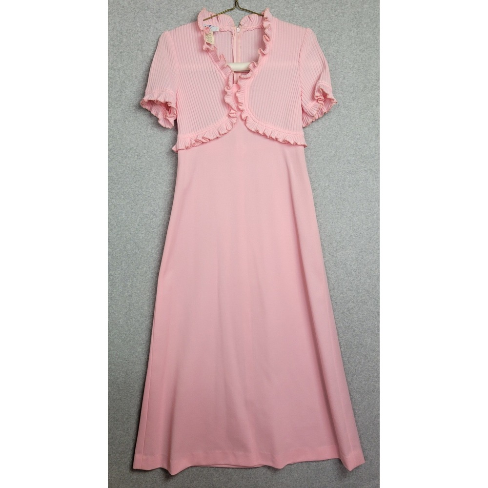 Vintage Editions in Fashion Pink Ruffle Maxi Dress Ribbed Knit Short Sleeve 8?